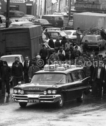 1959 Plymouth hearse - Ireland1.jpg