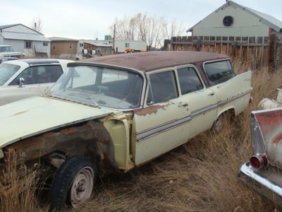 A Suburban for parts
